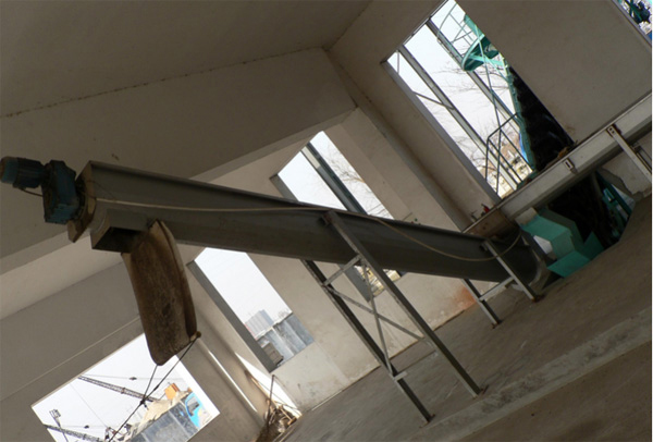 螺旋輸送機(jī)物料下滑怎么辦