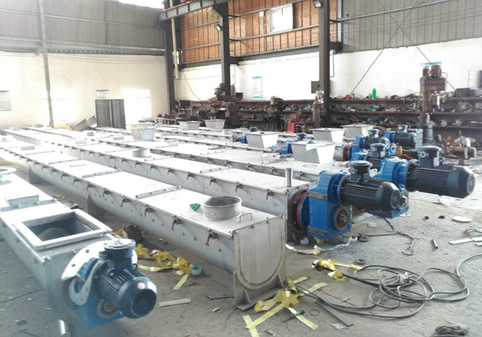 ���׶���(g��)�M(j��n)�Ͽ�U�͟o�S����ݔ�͙C(j��)